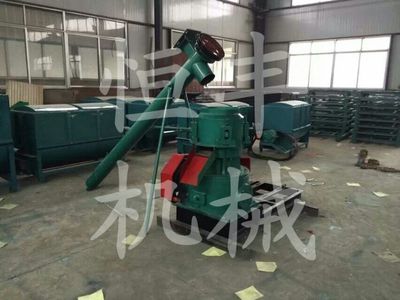 顆粒機在現(xiàn)代畜牧業(yè)中的應用與市場解析 軸傳動與平模機型選購指南